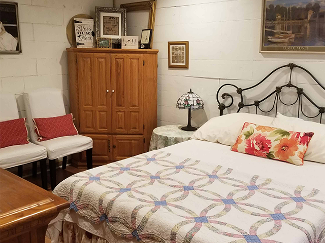 Firefly Inn